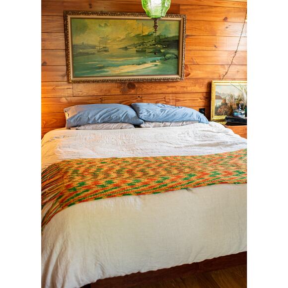 Vintage fringed crochet afghan, 70s orange! 69x27, Lap blanket, indie boho home - Picture 5 of 8